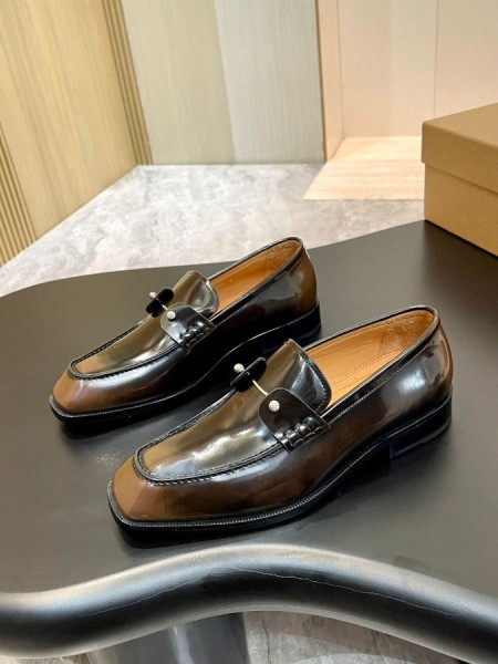 Лоферы Christian Louboutin Chambelimoc Od glatke Teleće kože Crne boje