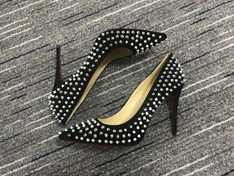 Cipele-brod Christian Louboutin Pigalle sa Šiljcima 100 mm od Velur Crne boje