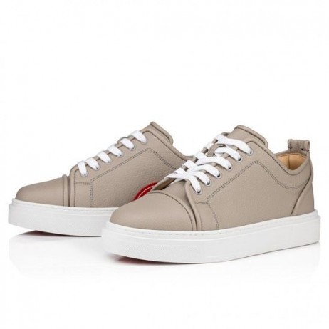 Christian Louboutin tenisice Adolon Junior Izrađeni su od recikliranog poliestera i materijala na bio osnovi.