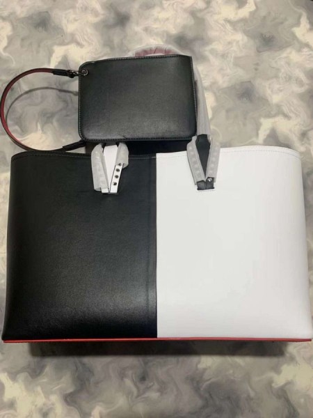 U dvije boje Kožna torba Christian Louboutin Cabata Tote Bag Od Christian Louboutin
