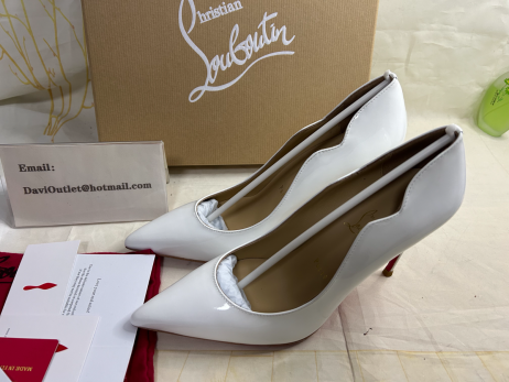 Christian Louboutin Pumpe Hot Chick 100 mm Patent Bianco