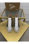 Tenisice na ravnim cipelama Christian Louboutin Lou Spikes Orlato Šarene Cipele Christian Louboutin