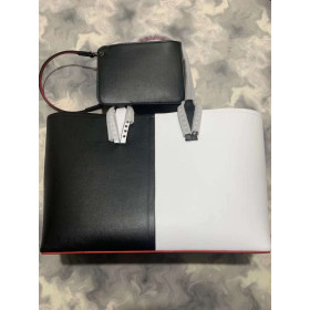 U dvije boje Kožna torba Christian Louboutin Cabata Tote Bag Od Christian Louboutin