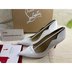 Christian Louboutin Pumpe Hot Chick 100 mm Patent Bianco