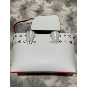 Christian Louboutin Cabata Empire Spike Översållad Top handtag Bag Christian Louboutin Väskor