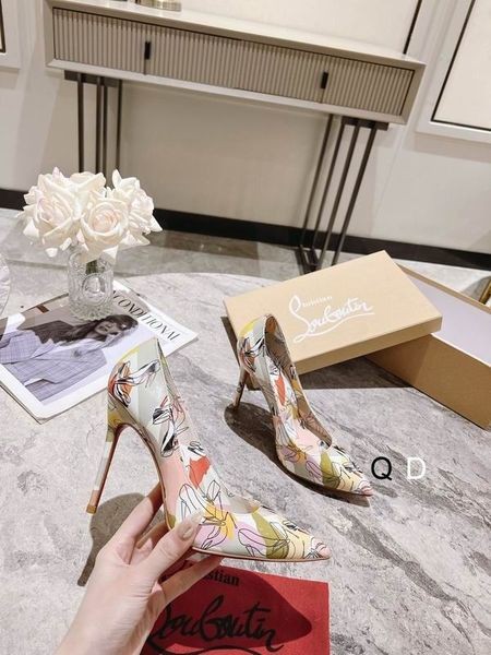 Christian Louboutin Kate Pompaları 100mm Grafik Baskılı Rugan Çok