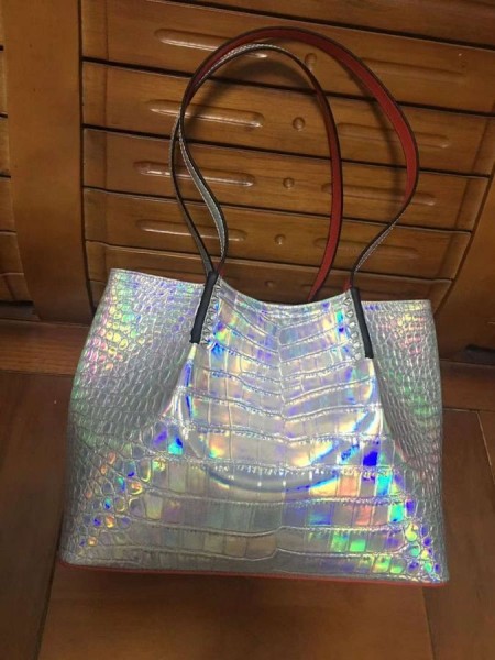 Christian Louboutin Cabarock Tote Çanta Metalik Deri Gümüş