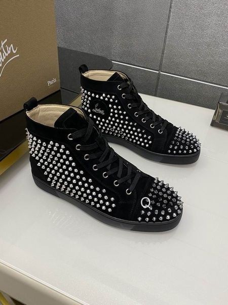 Christian Louboutin Louis Spike Yüksek Top Spor Ayakkabı Veau Kadife Siyah