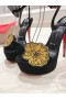 Christian Louboutin X Shun Sudo Düğme Çiçek Strass Loubi Kraliçe Alta platform sandaletler 150mm