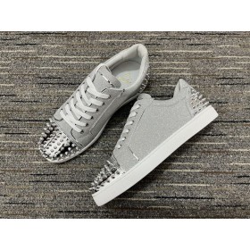 Christian Louboutin Vieira 2 Düşük top Spor Ayakkabı Glitter Dana Derisi Gümüş