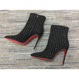Christian Louboutin Yani Kate Ganimet Tüy Çizmeler 100mm Strass ve Süet Siyah