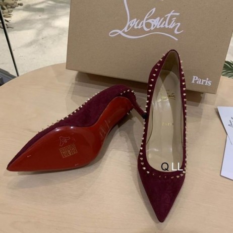Christian Louboutin Anjalina Pico De Bombas De Gamuza Color Burdeos