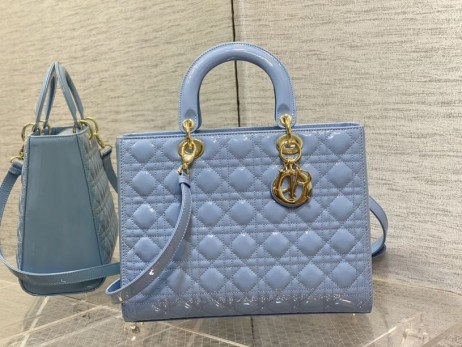 Dior Lady Dior Horizonte Azul Cannage de piel de cordero 32cm