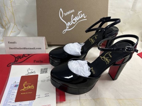Christian Louboutin Loo De La Bomba 130 Mm Bombas De Charol Negro