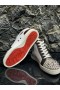 Christian Louboutin Lou Pik Pik de Alta-top Sneakers de piel de Becerro y el Brillo de la Tela, Negro, Blanco