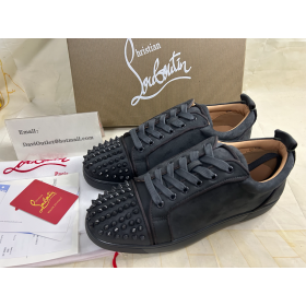 Christian Louboutin Louis Junior Picos de Baja en la parte superior de la Zapatilla de deporte Veau Velours Gris Oscuro