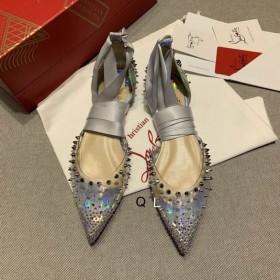 Christian Louboutin Mechante Reine Pisos Pico de Cuero y PVC de Plata de Christian Louboutin