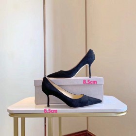 Jimmy Choo Amor de Gamuza Bombas JC Emblema Negro