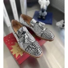 Christian Louboutin Rossini Pico De La Borla Adornado Mocasines De Cuero Patrón De Python
