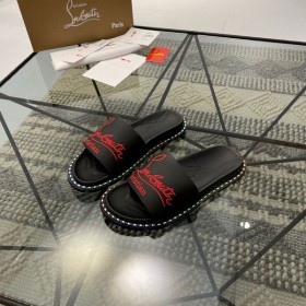 Christian Louboutin Diapositiva Logotipo en Relieve Negro Zapatos CL