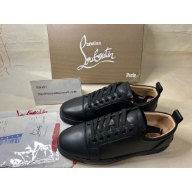 كريستيان لوبوتان الرجال المنخفض العلوي أسود/أسود العجل Sneaker