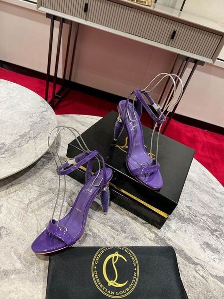 Christian Louboutin Lesky na rty Královna Sandály 100mm Lakované Kůže Fialová