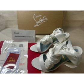 Christian Louboutin Sandale Du DéSert 100 Mm Sandály Crepe Satin Off White Christian Louboutin Boty