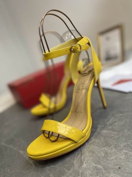 Christian Louboutin Loubi Dronning Sandaler 100 mm Patent Læder Gul