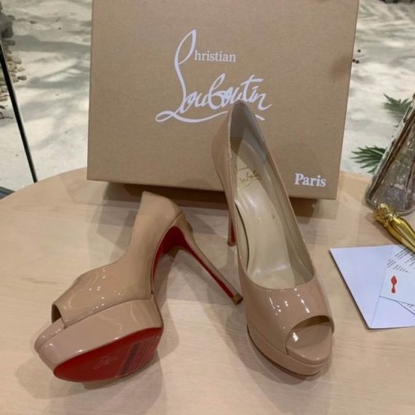 Christian Louboutin Nude Patent Fetish Peep 130mm Pumper CL Sko Butik