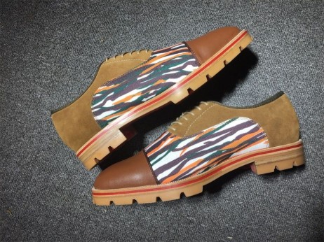 Christian Louboutin Hubertus Oxford Lug-sole-Suède en Leer Multicolor