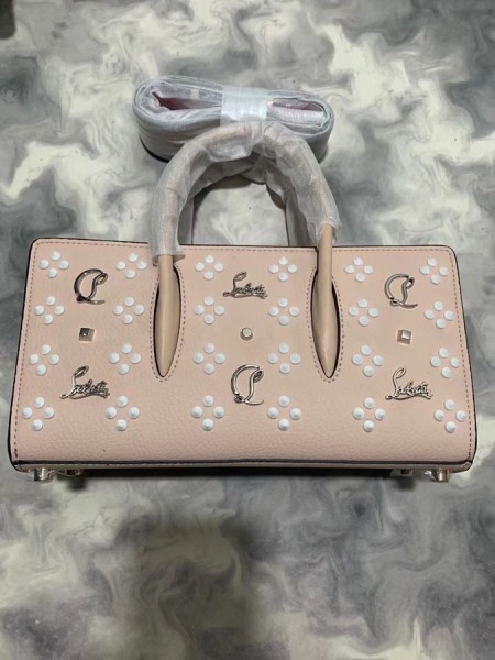 Christian Louboutin Paloma Bovenste Handgreep Tas Korrelige Kalf En Spikes Loubinthesky Leche