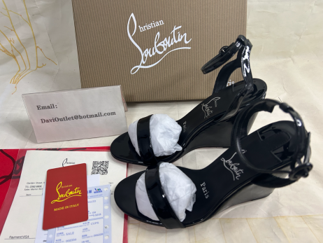Christian Louboutin Zeppa Chick 85mm Patent Leren Sandalen Zwart