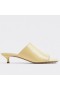 Bottega Veneta Stretch Muildieren 40mm Beige Lamsvacht Bottega Veneta Schoenen