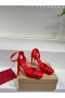 Christian Louboutin Cassia Lace Up 100 Mm Strappy Pompen Crêpe Satijn Rood