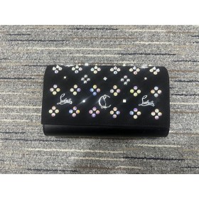 Christian Louboutin Paloma Clutch Suede en Kalf Leer en Spikes Zwart