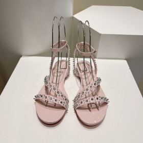 Christian Louboutin Mafaldina Flatscreen Patent Leren Sandalen Roze