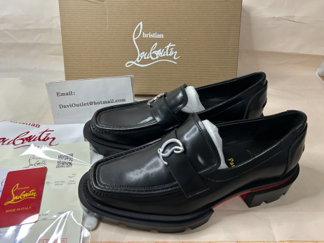 Christian Louboutin CL Moc Raahata Mokkasiinit Vasikan Nahka Musta Christian Louboutin Kengät