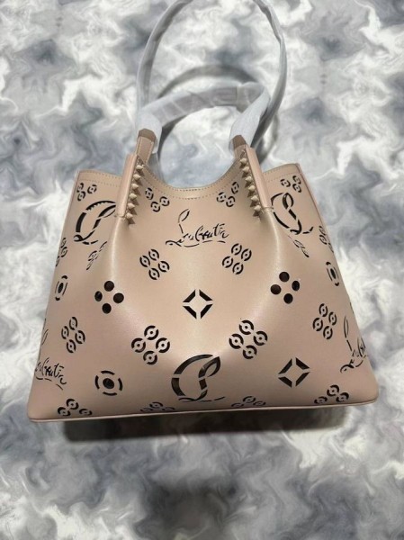 Christian Louboutin Cabarock Piikkejä Kangaskassi Vasikannahka Loubinthesky Rei ' Itetty Beige Christian Louboutin Laukut