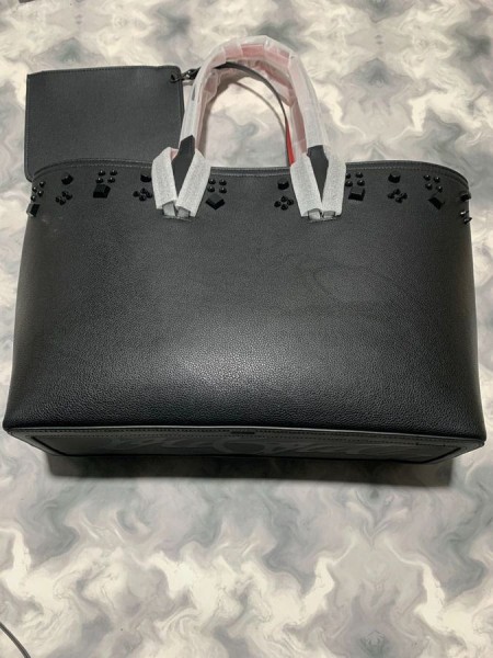 Christian Louboutin East West Cabata Kangaskassi Vasikannahka Piikkejä Musta Christian Louboutin Laukut
