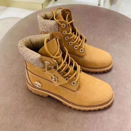 Jimmy Choo Timberland Saappaat Nupukkia Nahka Brodeerattu Logo Kameli Kultaa