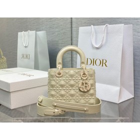 Dior Lady Dior Laukku 17CM Valkoinen Cannage Karitsannahka