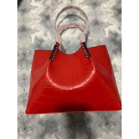Christian Louboutin Cabarock Tote Laukku Krokotiili Kohokuvioitu Vasikannahka Piikkejä Punainen
