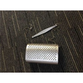 Christian Louboutin Paloma Embrayage Cuir Métallisé Argent