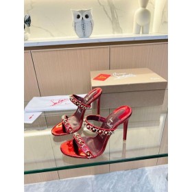 Christian Louboutin vient de la Chaîne d'85mm Sandales en Cuir Irisé Rouge CL Chaussures