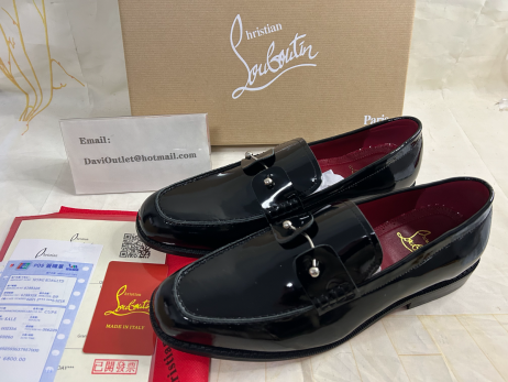 Christian Louboutin Chambelimoc Faulenzer Patent Leder Schwarz