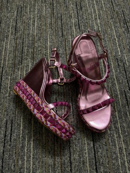 Christian Louboutin Pyraclou 110 mm Keile Irisierend Leder, Rosa, Lila