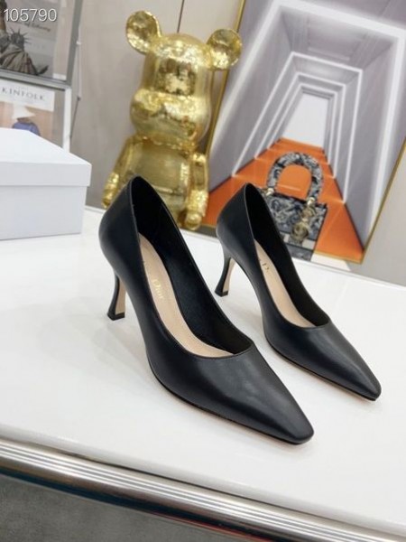 Dior Natürlichen Anziehen, Leder Pumpen Schwarz