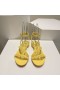 Christian Louboutin Mafaldina Flache Sandalen Patent Leder Gelb