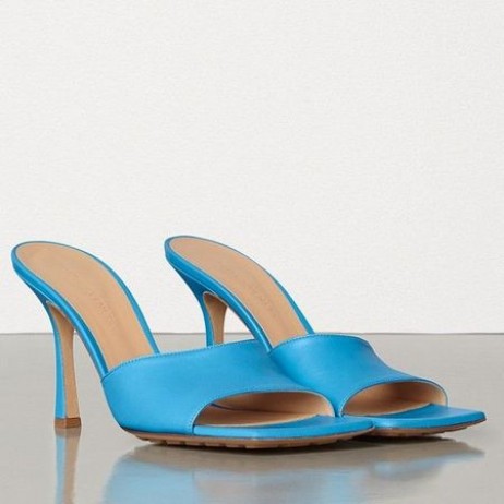 Bottega Veneta Τέντωμα Μουλάρια 90mm Μπλε δέρμα αρνιού, Bottega Veneta Shoes