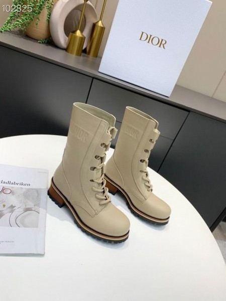 Dior Αναζήτηση Για Την Καταπολέμηση Της Μπότες Από Δέρμα Μοσχαριού Σε Ανάγλυφο Μπεζ